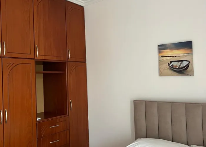 Butrinti بيت ضيافة 3*