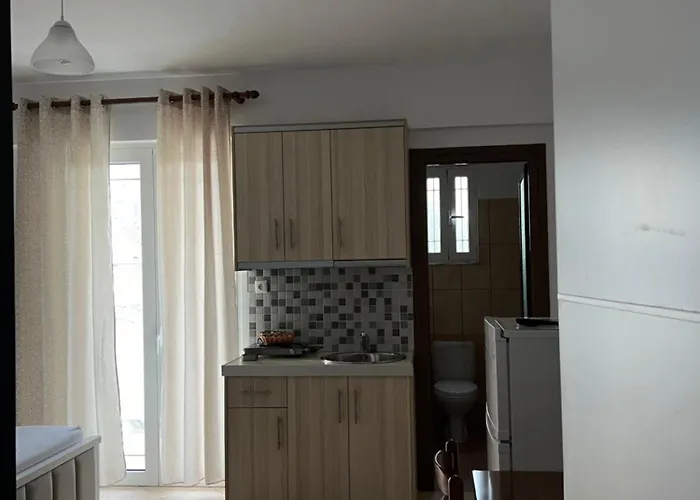 Butrinti بيت ضيافة 3*