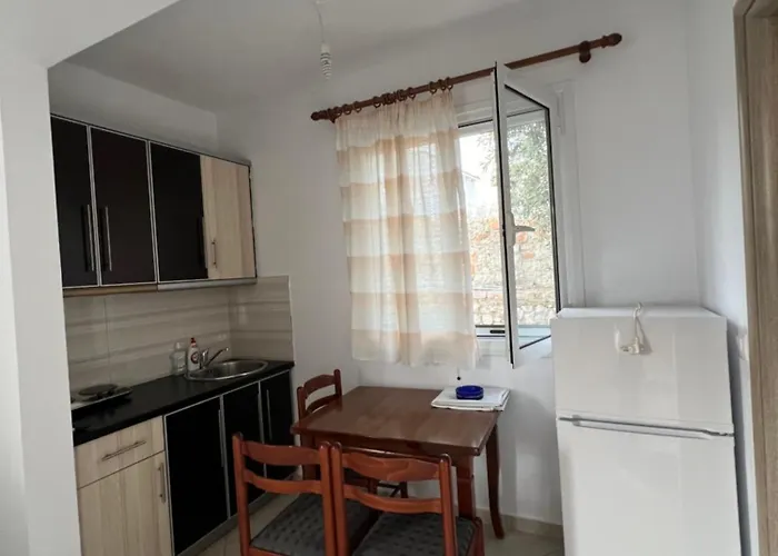 Butrinti كساميل